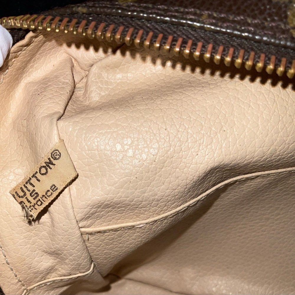✅AUTHENTIC LV BAG 2WAYSCLUTCH 872NO - Picture 8 of 12